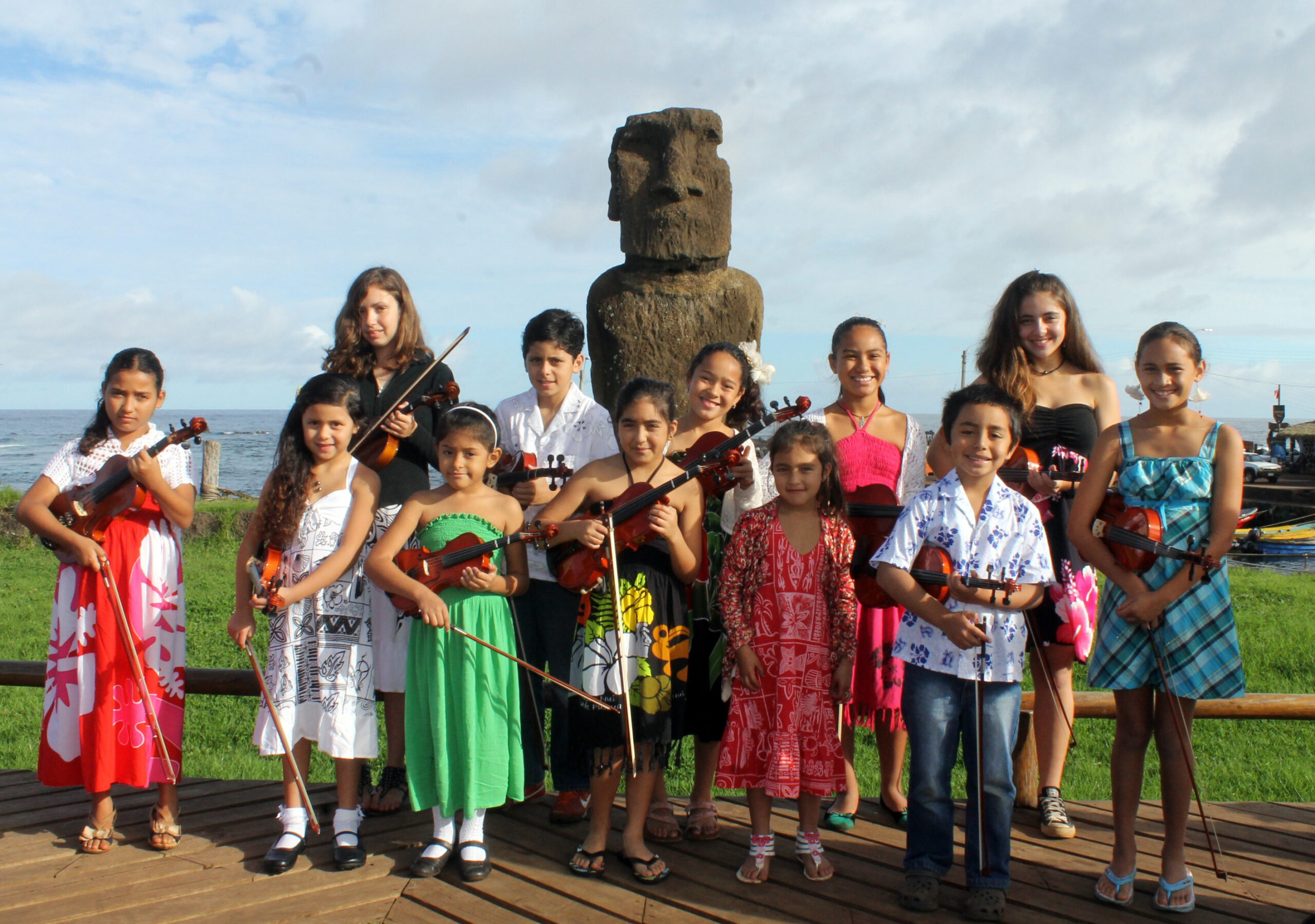 Escuela de Música y las Artes Toki Rapa Nui realizará su primera gira continental por el centro sur del país del 19 al 26 de julio.